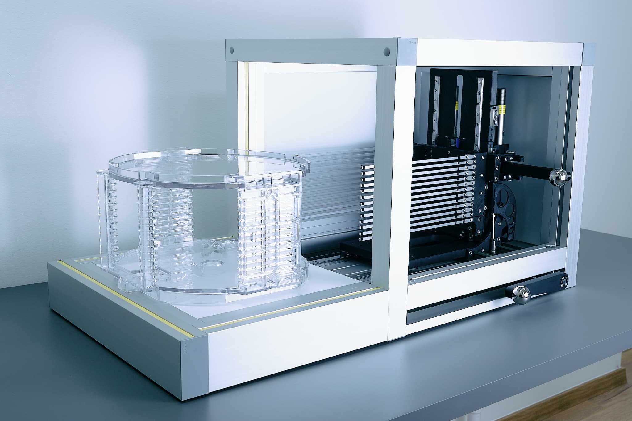 Rapidon manual wafer batch split tool SEMI E47 FOUP transfer one-handed operation.